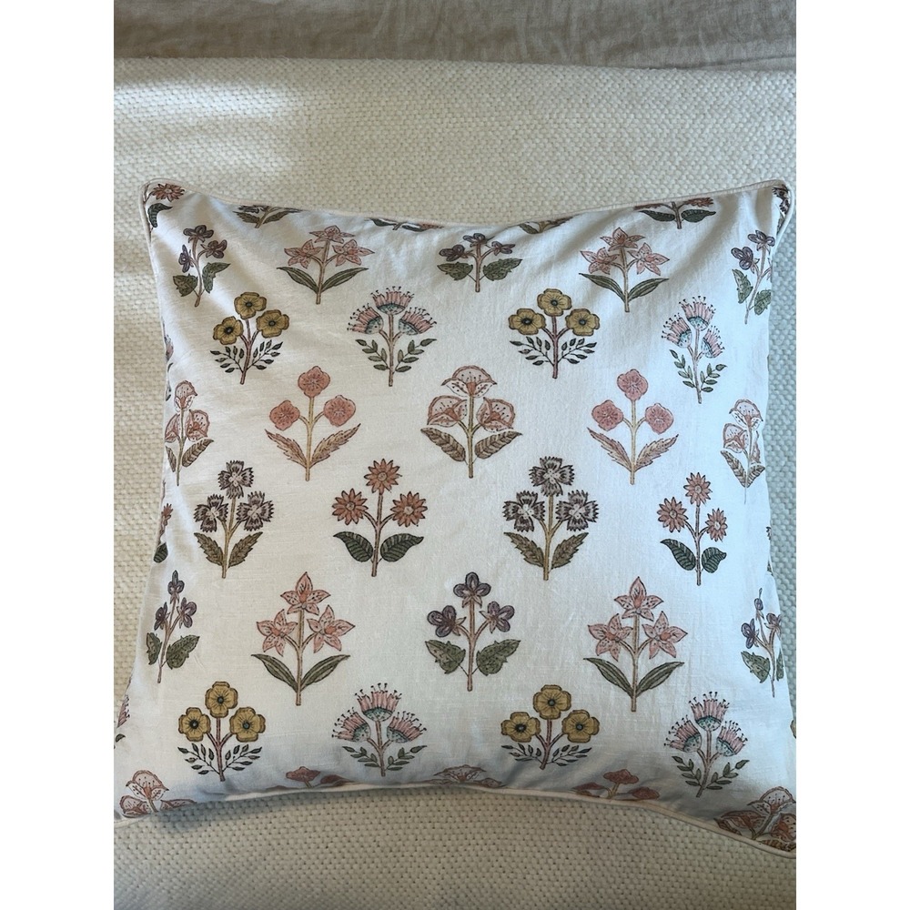 Pottery Barn Teen Lily Floral‎ Printed Pillow Cover 20" Square Multicolor EUC - Picture 4 of 8